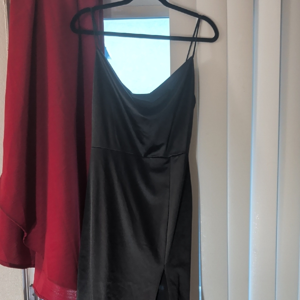 Vibe Black Backless Dress W/ Deep Slit